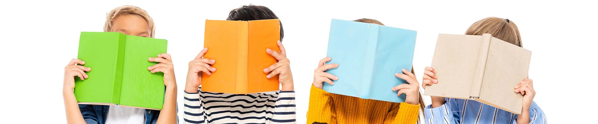 AdobeStock_393876309_criancas_livros_editada